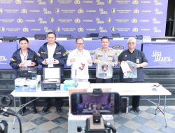 Polda Metro Jaya Bongkar Uang Palsu di Bogor, 12.191 Lembar Disita*