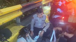Polisi Respons Cepat Laporan Kecelakaan di Flyover Senayan, Dua Korban Dievakuasi